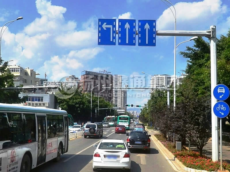 BZG-007，交通標(biāo)志桿，分道標(biāo)志桿