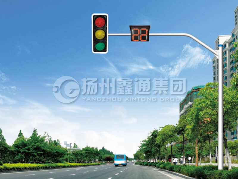 XHDG-010，彎臂信號(hào)燈桿，臨沂信號(hào)燈桿